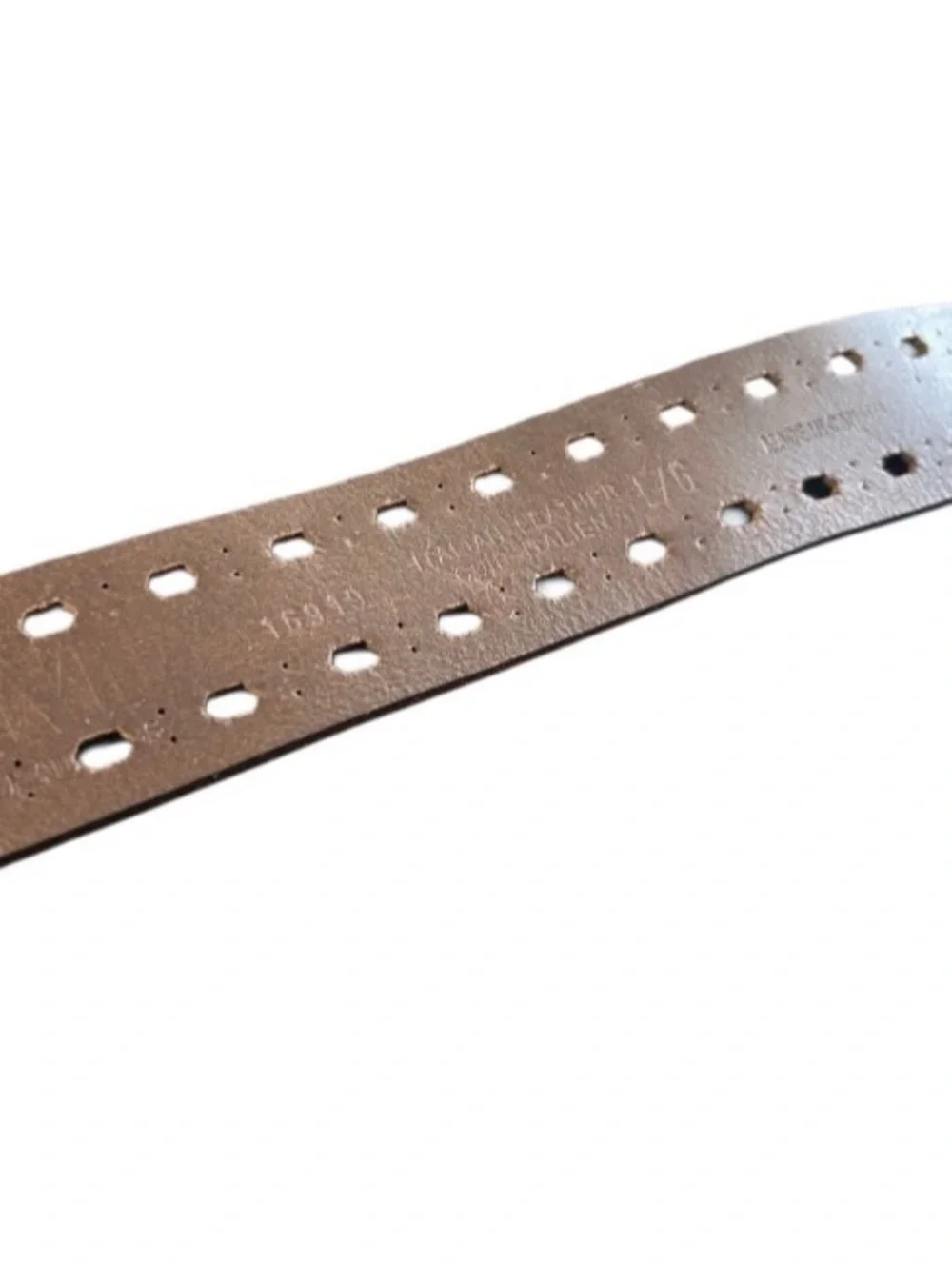 Italian Leather Belt Brown Made In Canada 1.5” Width 40” Length SZ Large Unisex